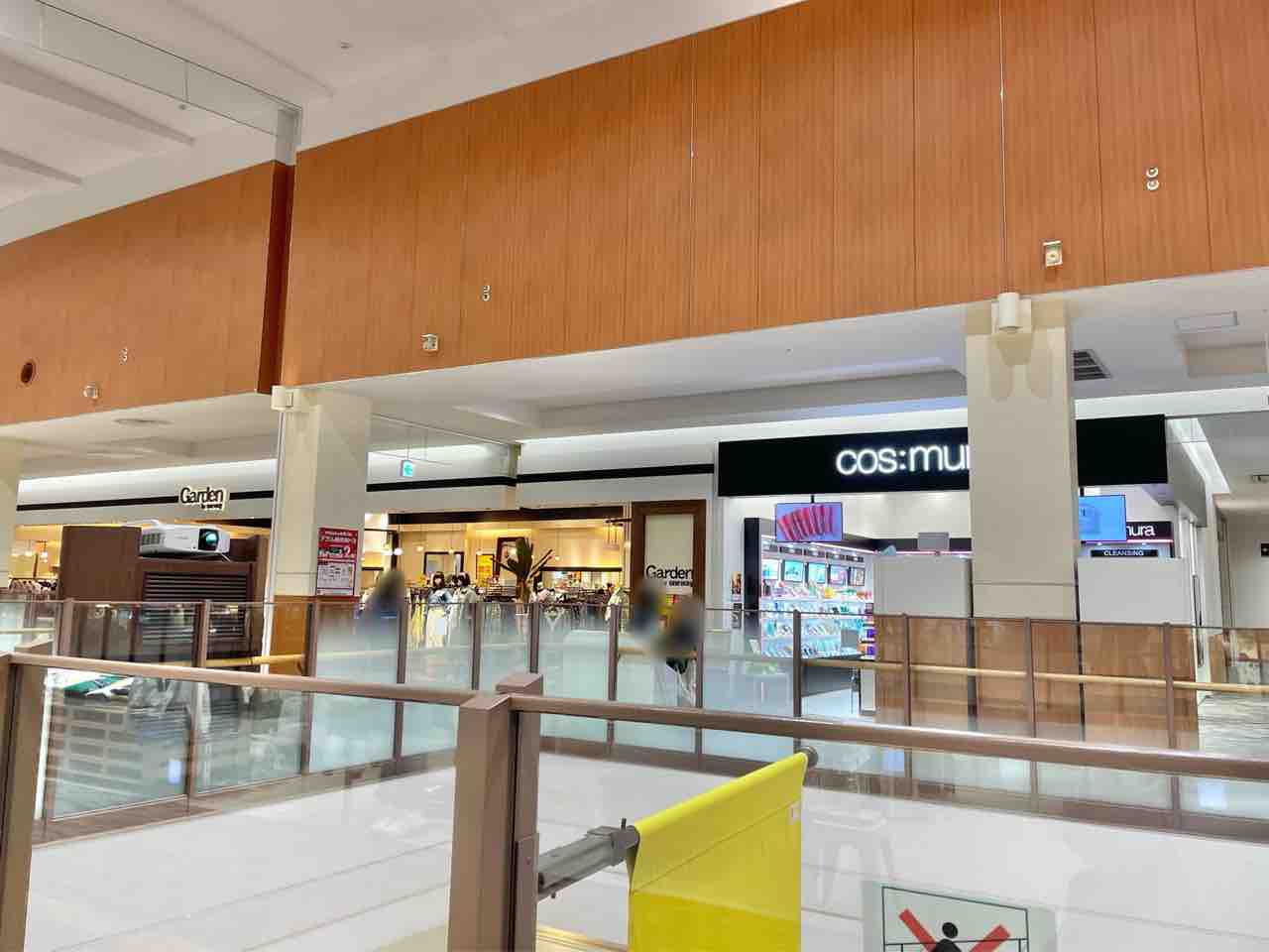 リバーサイド千秋 にあるアパレルショップ Garden By Oneway リバーサイド千秋店 ガーデン バイ ワンウェイ が閉店するらしい ながおか通信