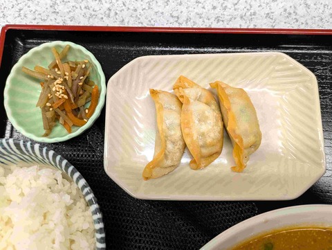 PXL_20251217_023605583