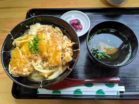 PXL_20251119_031815472