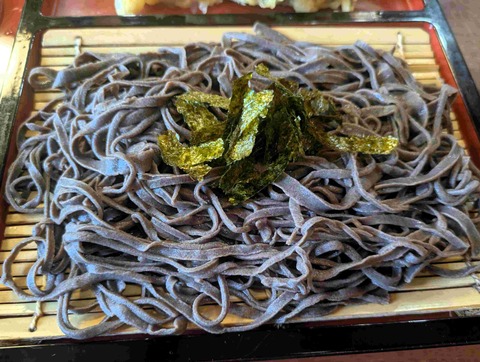 PXL_20250816_043116346