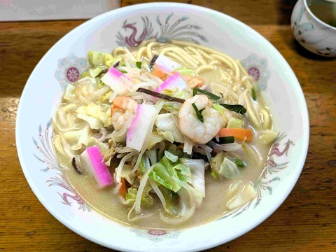 PXL_20241121_042134211