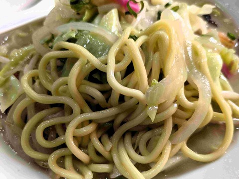 PXL_20251112_031601502