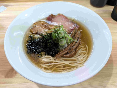 PXL_20251213_011848785