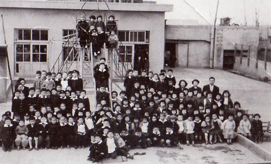 軍艦島 65号棟と端島幼稚園 保育園 アトリエ隼 仕事日記