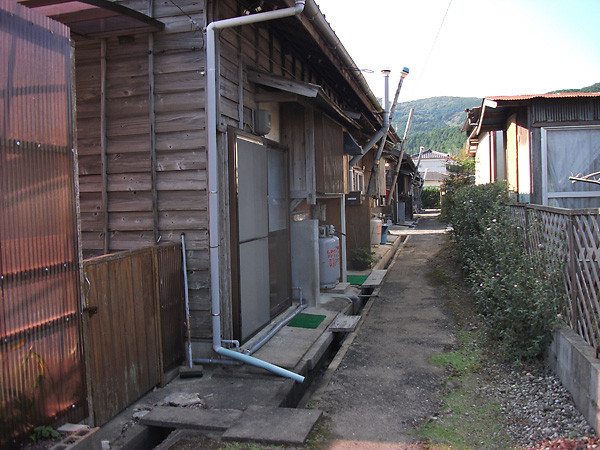 鹿町御堂炭住３