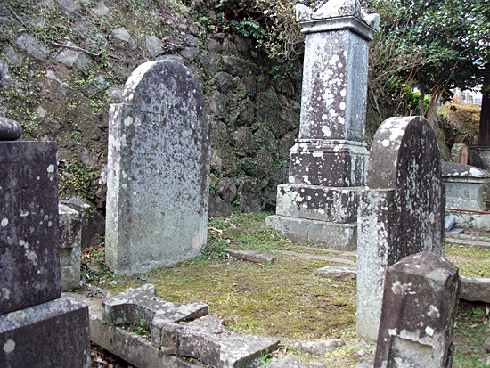 本長崎に眠る西洋人―長崎国際墓地墓碑巡り