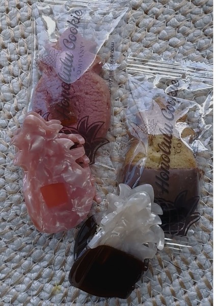 Honolulu Cookie Company 　ヘアクリップ　2つセット ホノルルクッキー ヘアクリップ 2個セット - メルカリ
