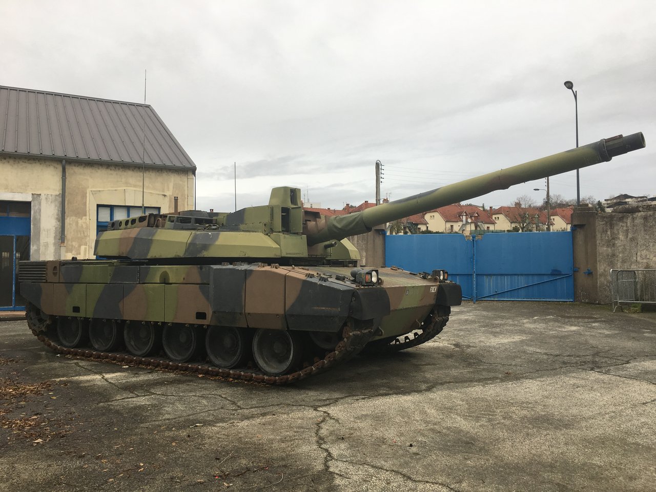 フランスに上陸し撤退する旅 7 後 Saumur 装甲車輛博物館つづき 他国人物 冷戦 現代編 と超大型爆弾の地を巡る 渚の 英国 マレーシア奮闘記 フランスに上陸し撤退する旅 7 後 Saumur 装甲車輛博物館つづき 他国人物 冷戦 現代編 と超大型爆弾の地を巡る 渚の 英国 マレーシア奮闘記
