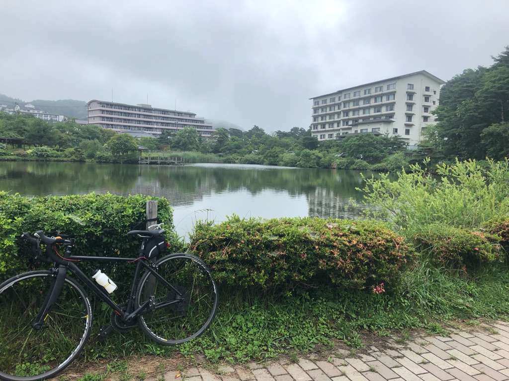 自転車で岳温泉で足湯 道の駅土湯 霧でまっしろ アンのひとり言 人生楽しく暇つぶし