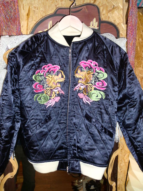 新品同様 LAPINE ベロア スカジャン 入荷しました。 : NAGOMIYA