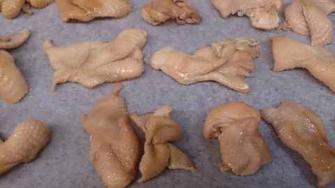 鶏皮ボイル