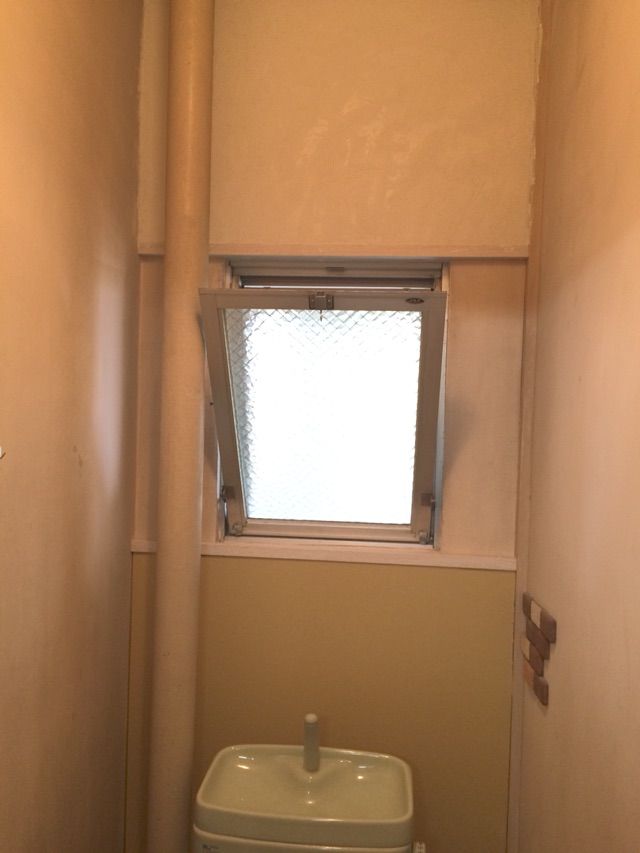 10か月寝かせたロハスウォールでトイレ壁塗り 築42年ちょこっとリノベ In名古屋 10か月寝かせたロハスウォールでトイレ壁塗り 築42年ちょこっとリノベ In名古屋