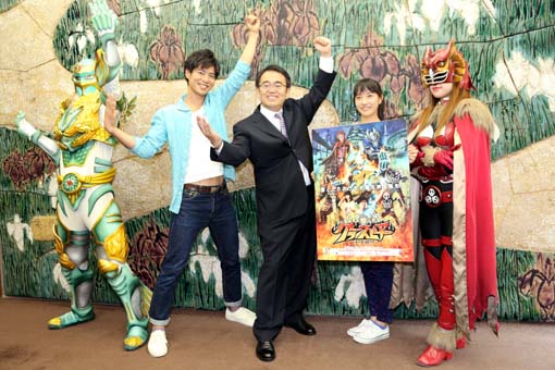 ご当地ヒーロー グランスピアー 知事にｐｒ 名古屋ナビ