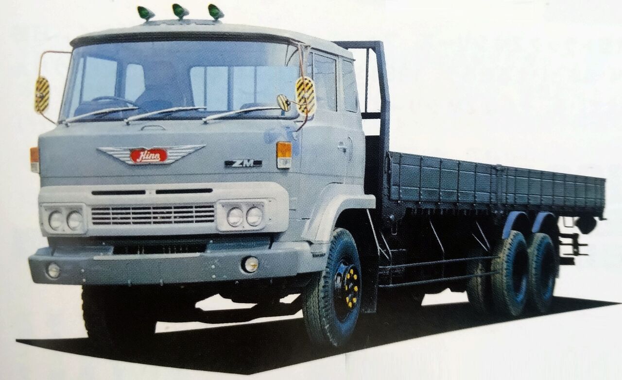 日野自動車　トラックバス特装車総合パンフレット全28ページ昭和44年　超貴重資料 日野自動車 トラックバス特装車総合パンフレット全28ページ昭和