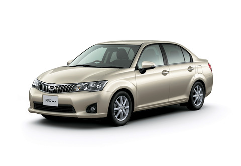 toyota_corolla_axio_1.5_luxel