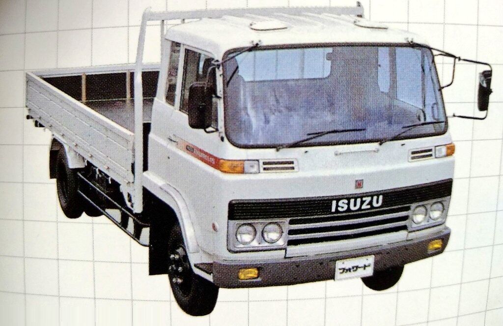 ペーパークラフトリスト いすゞ中型トラック : Nahanの