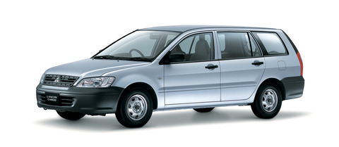 mitsubishi_lancer_cargo_2