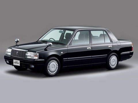 toyota_crown_comfort_3