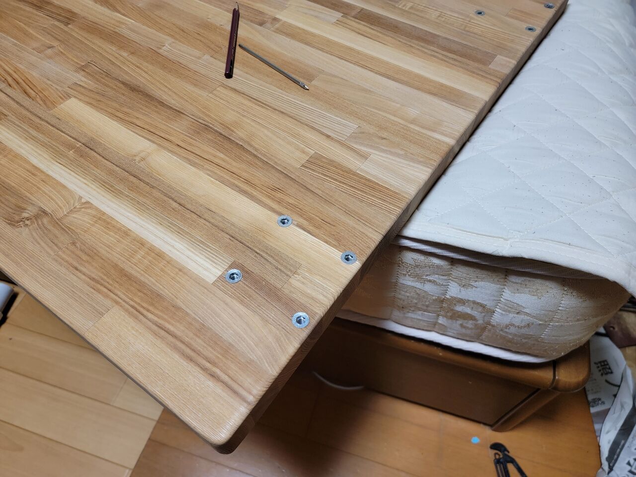 Pcデスクを作ってみました ナホンのほほん Pcデスクを作ってみました ナホンのほほん