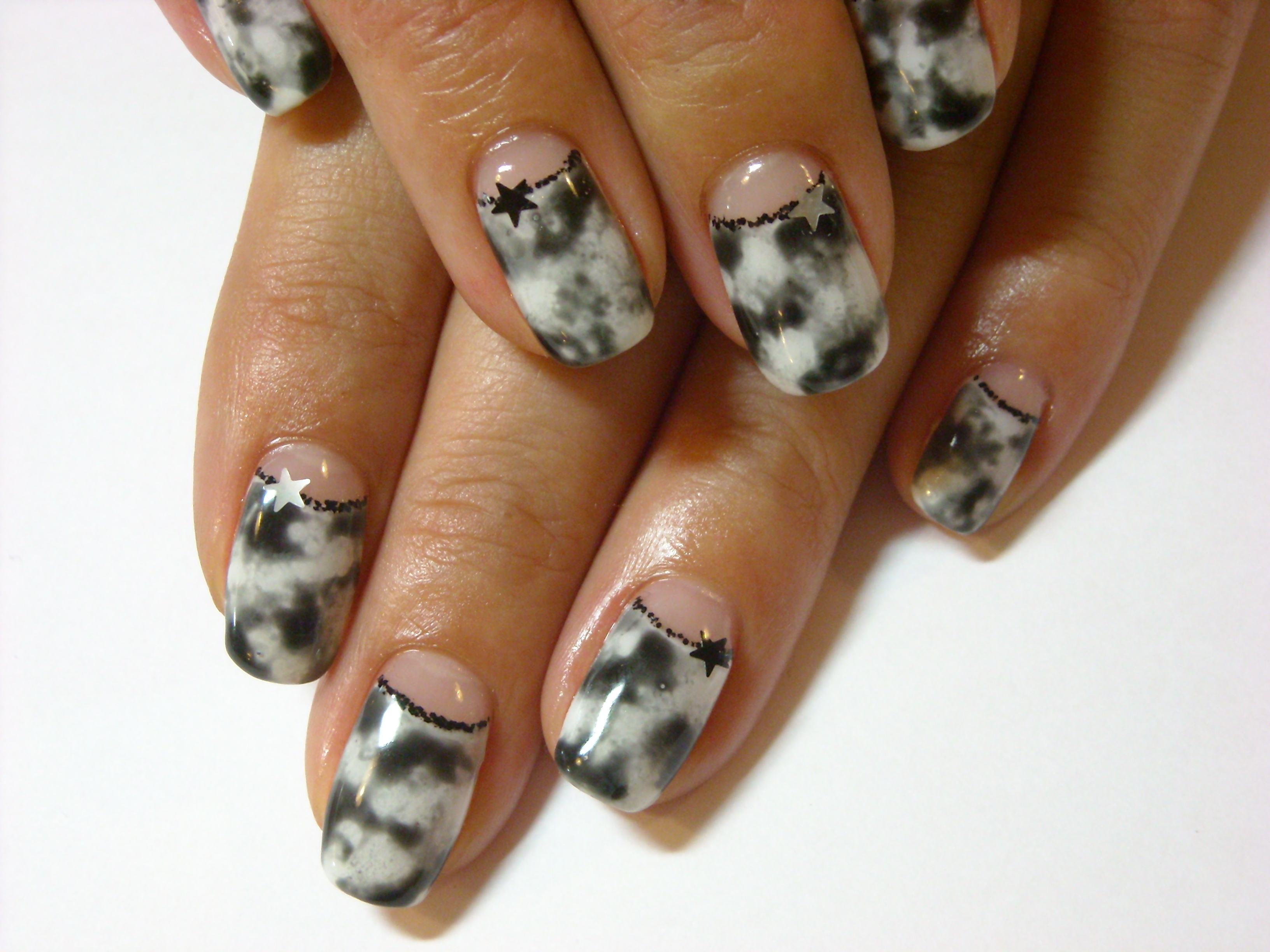 タイダイ 黒 白 ネイルサロン Nail Do 練馬店