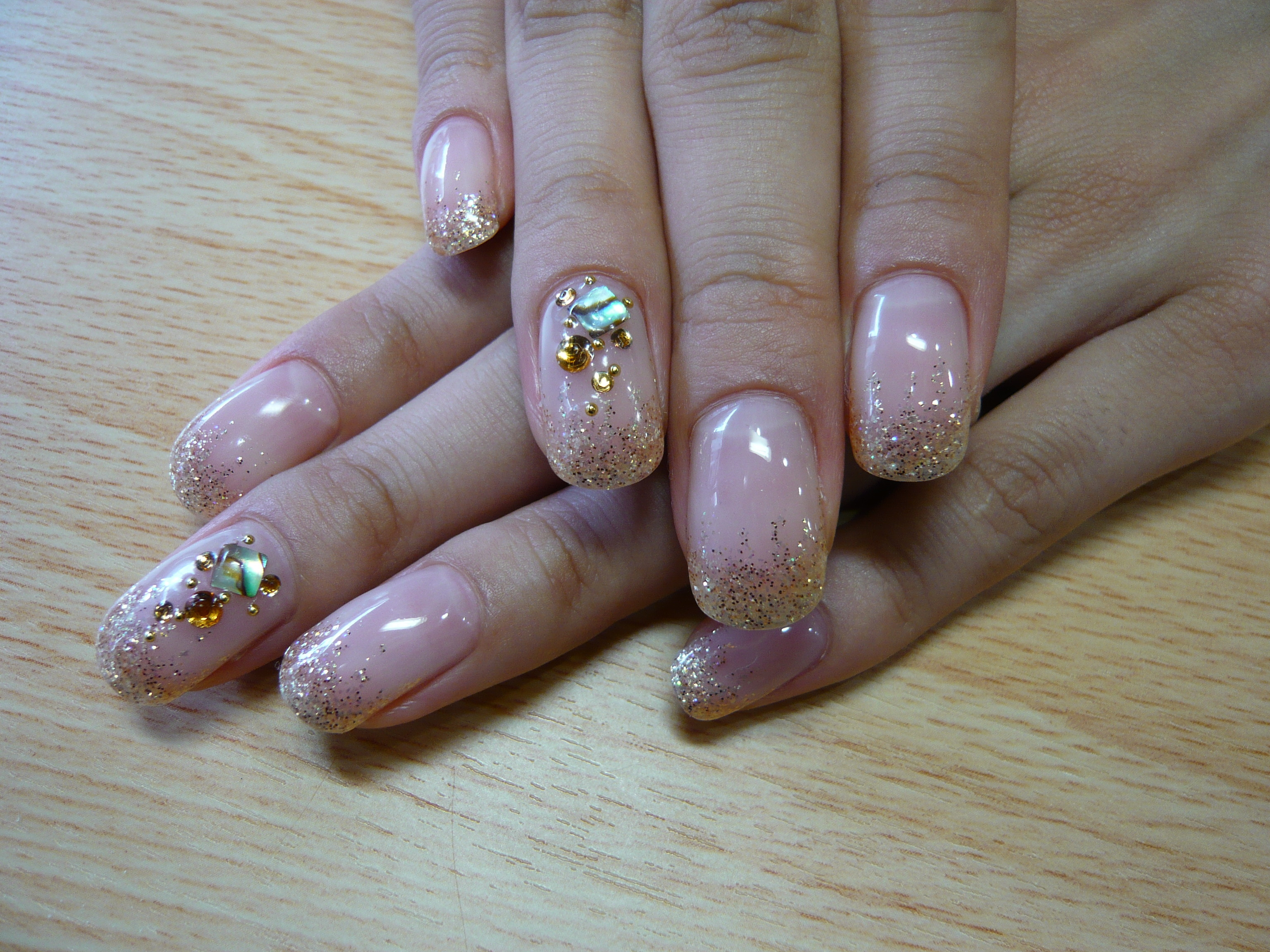 ラメグラ シェルストーン 大阪塚本 西淀川区のネイルサロン Nails Ku ネイルズ クー のブログ