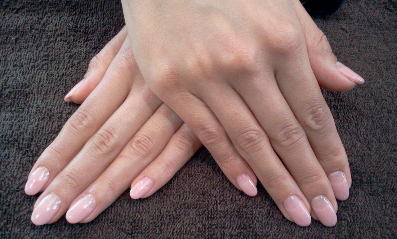 ラインなしピンクの逆フレンチネイル Nail Salon Freestyle