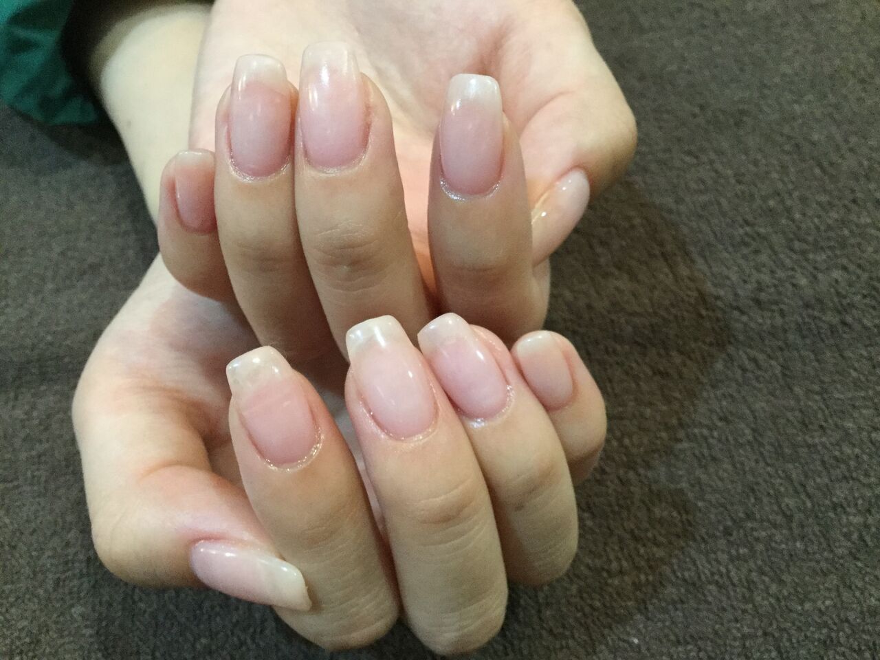 ナチュラル クリア系カラーのワンカラーネイル Nail Salon Freestyle ナチュラル クリア系カラーのワンカラーネイル Nail Salon Freestyle
