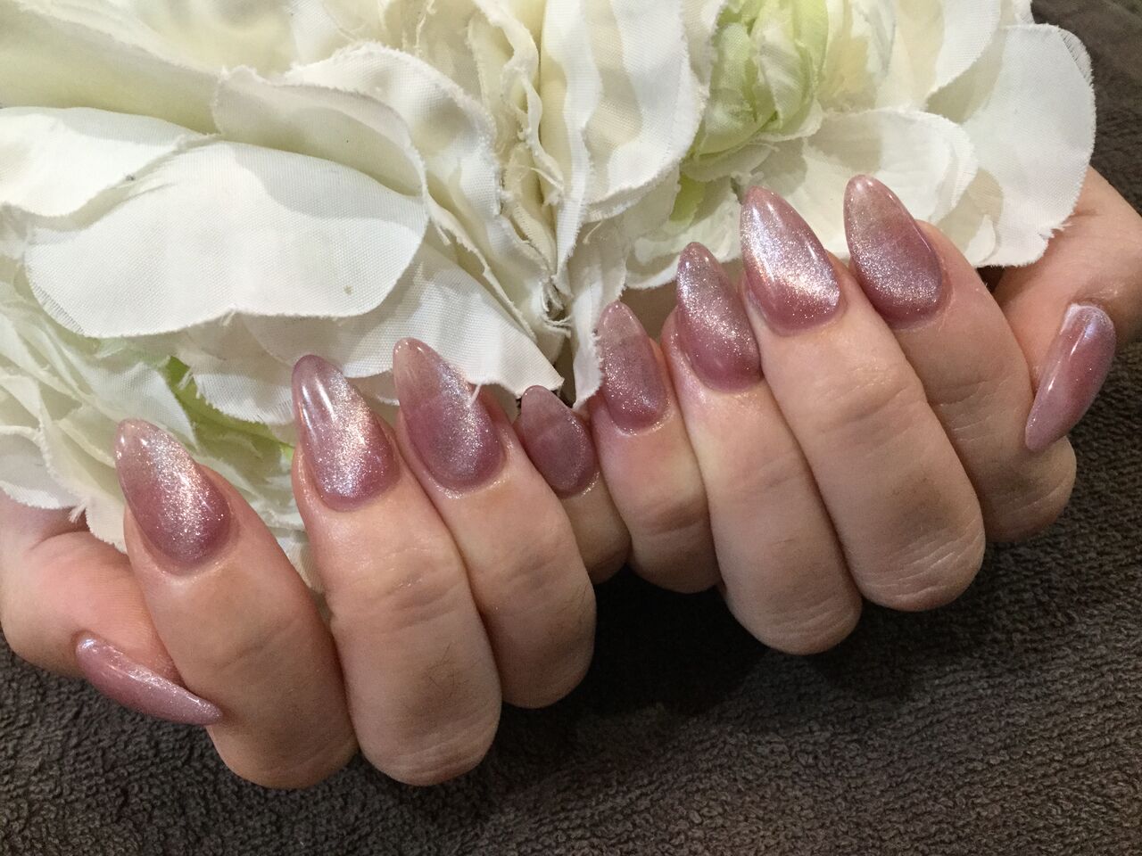 ギャラクシーピンクベージュのワンカラーネイル Nail Salon Freestyle ギャラクシーピンクベージュのワンカラーネイル Nail Salon Freestyle