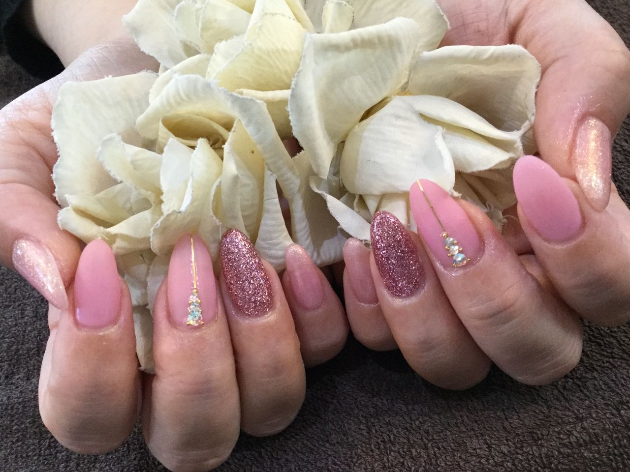 パール マット グリッターの色変えジェルネイル Nail Salon Freestyle