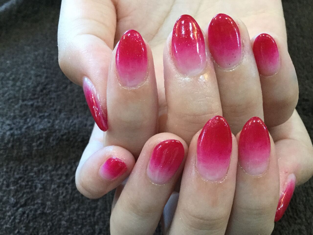 華やか アンティークルビーのワンカラーグラデーションネイル Nail Salon Freestyle
