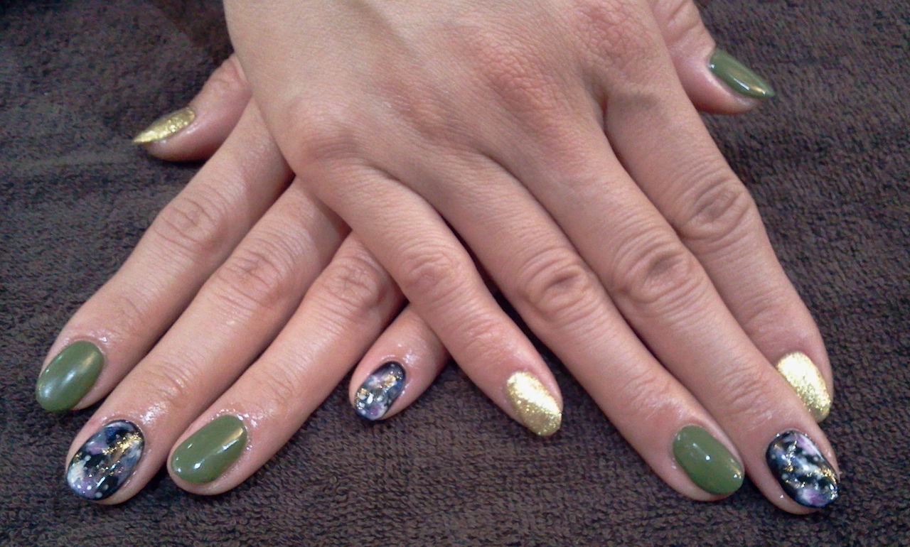 宇宙柄がかわいいジェルネイル Nail Salon Freestyle