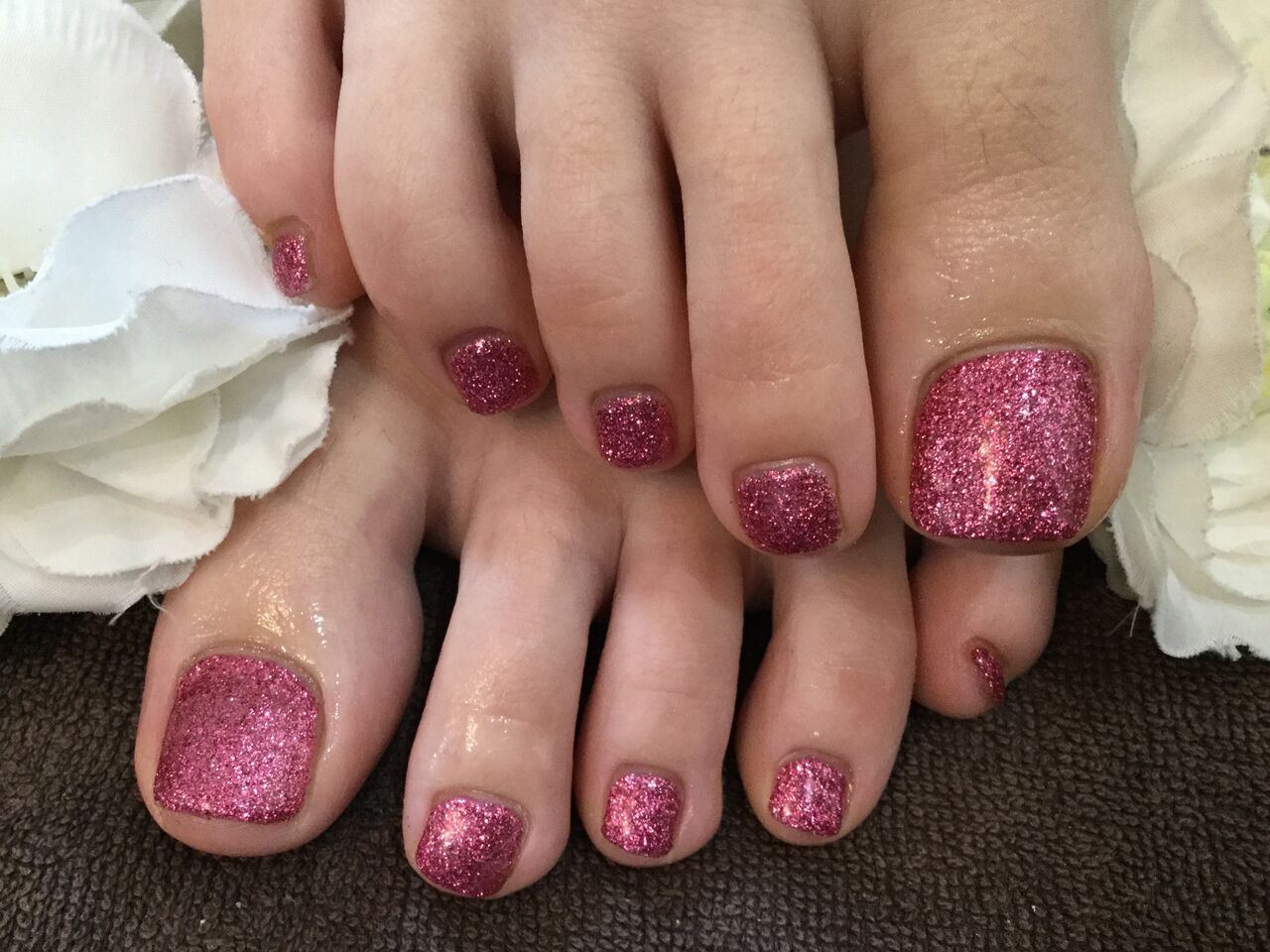 キラキラピンクラメのワンカラーフット Nail Salon Freestyle