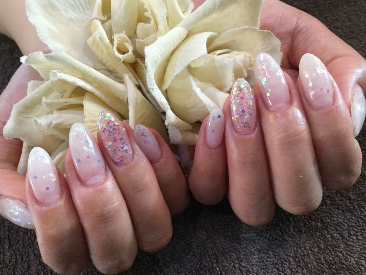 ラメがキラキラ グラデーションネイル Nail Salon Freestyle