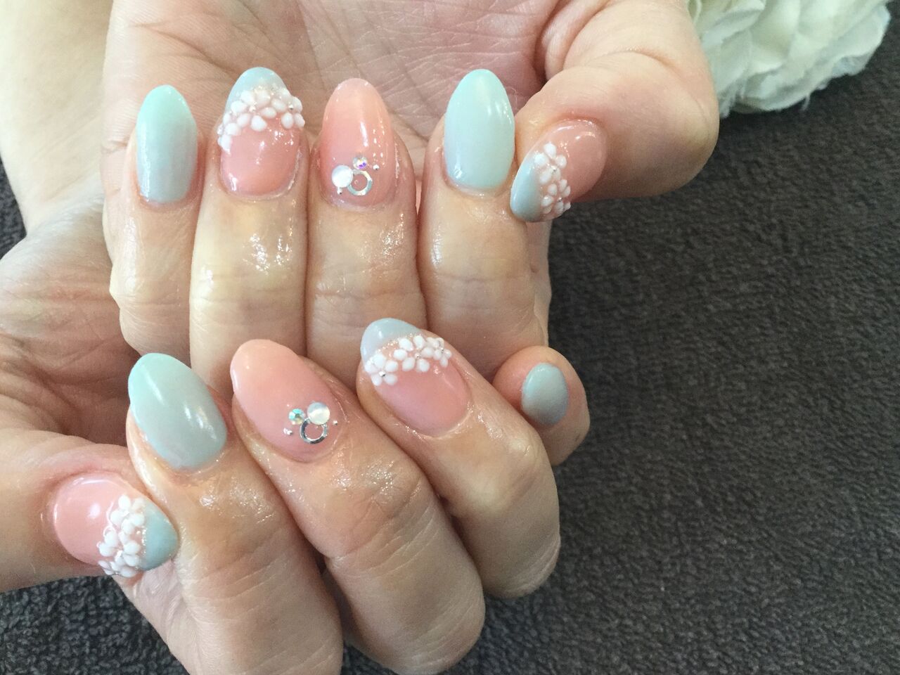 新色 小花柄がcuteなメロンマカロン ミントマカロンの色変えフローター Nail Salon Freestyle