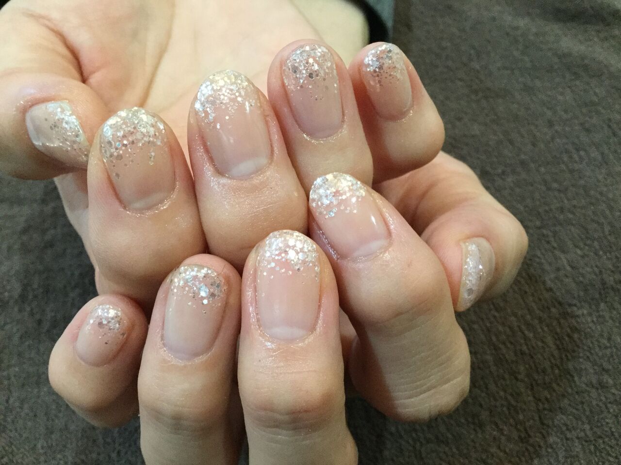 Mixクリアグリッターのキラキラグラデネイル Nail Salon Freestyle