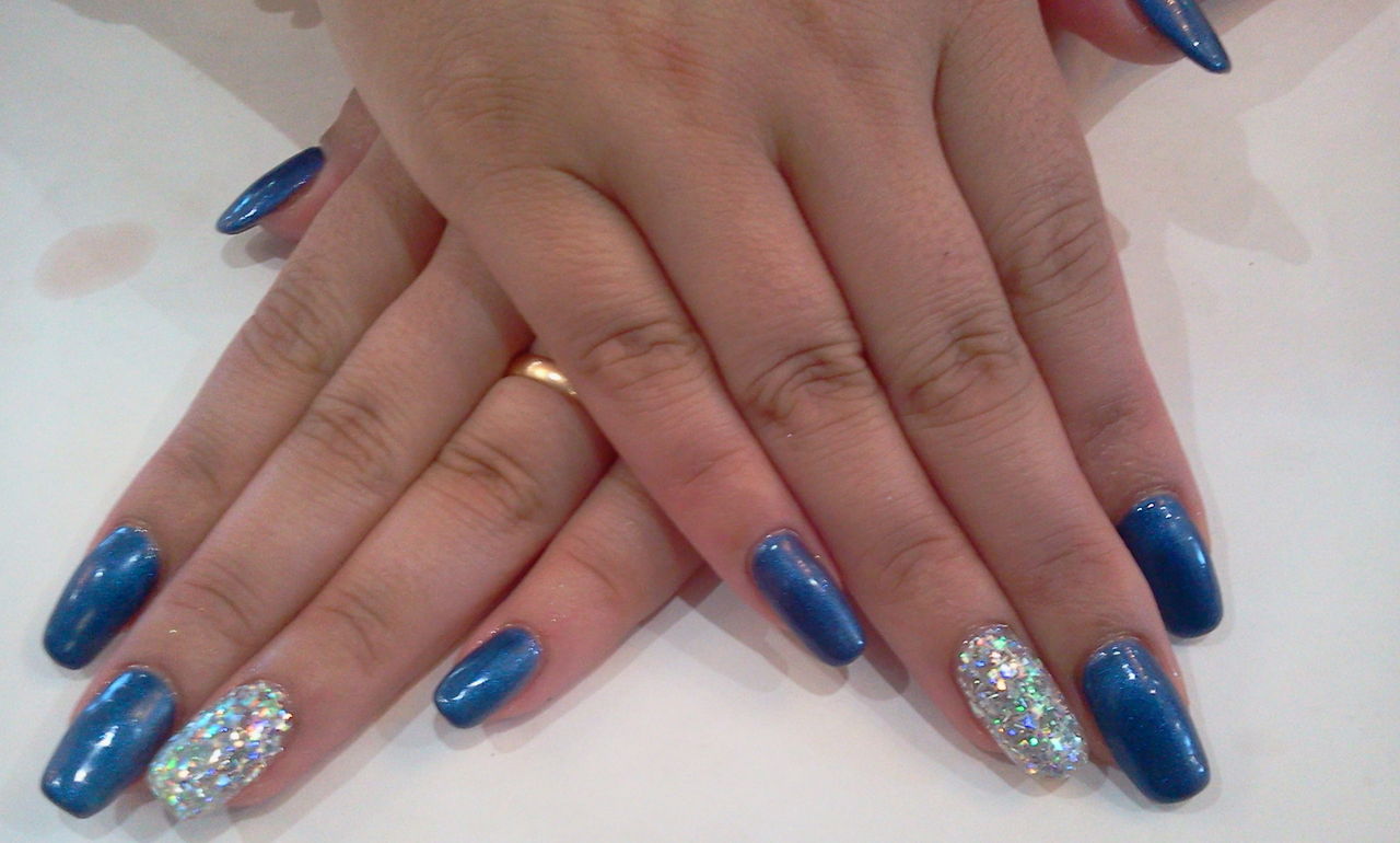 ネイビー シルバーがかっこイイ 色変えジェルネイル Nail Salon Freestyle ネイビー シルバーがかっこイイ 色変えジェルネイル Nail Salon Freestyle