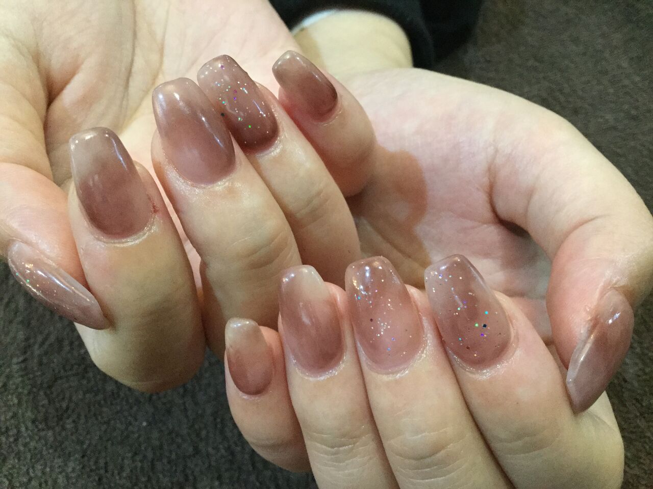 秋らしいブラウンのニュアンス風マーブルネイル Nail Salon Freestyle