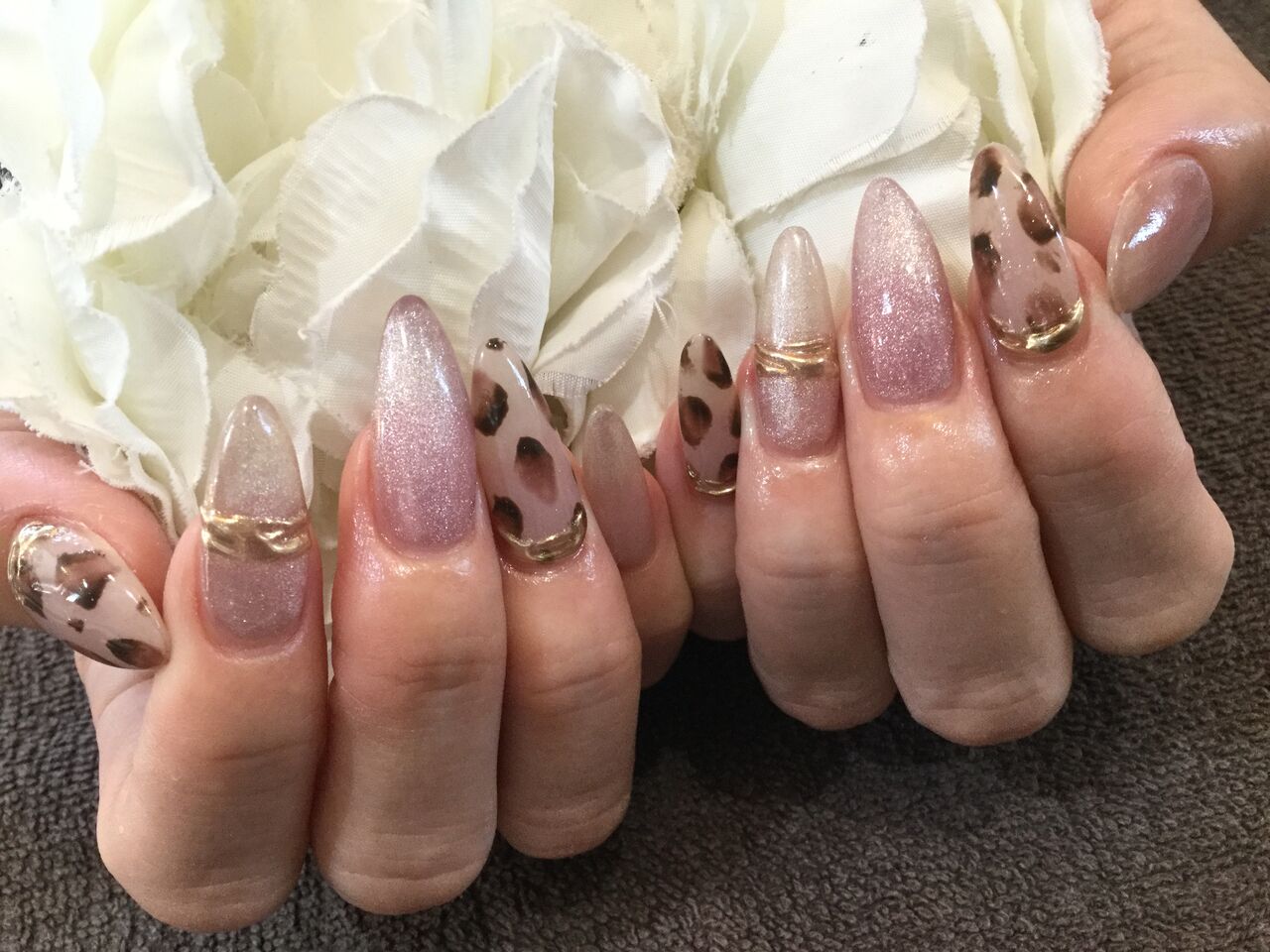 新色 スターギャラクシーネイル レオパードのキラキラ色変え Nail Salon Freestyle 新色 スターギャラクシーネイル レオパードのキラキラ色変え Nail Salon Freestyle