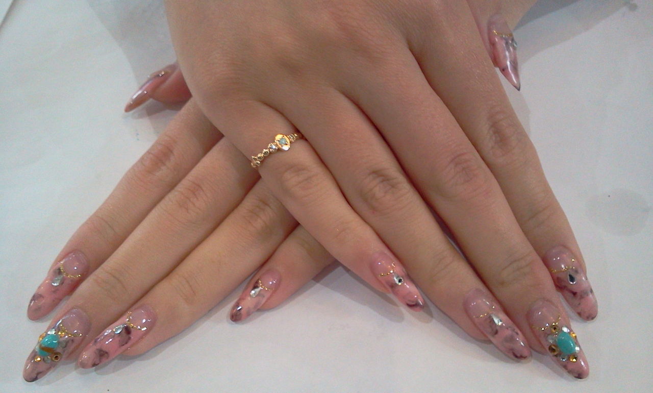 大理石風マーブルの逆フレンチネイル Nail Salon Freestyle 大理石風マーブルの逆フレンチネイル Nail Salon Freestyle