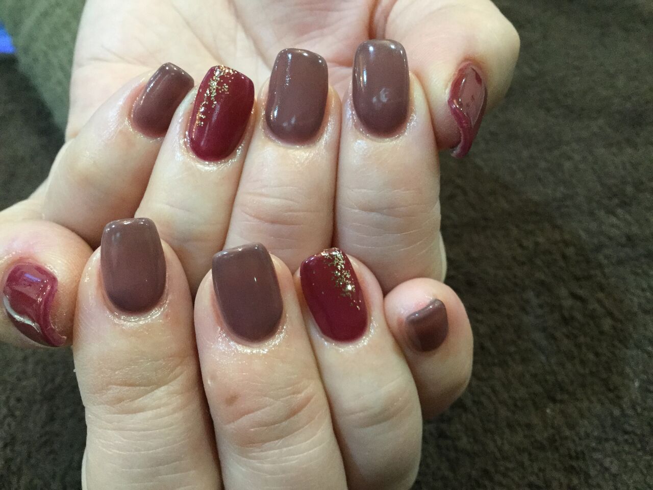 ラメがポイントの新色２色の色変えネイル Nail Salon Freestyle