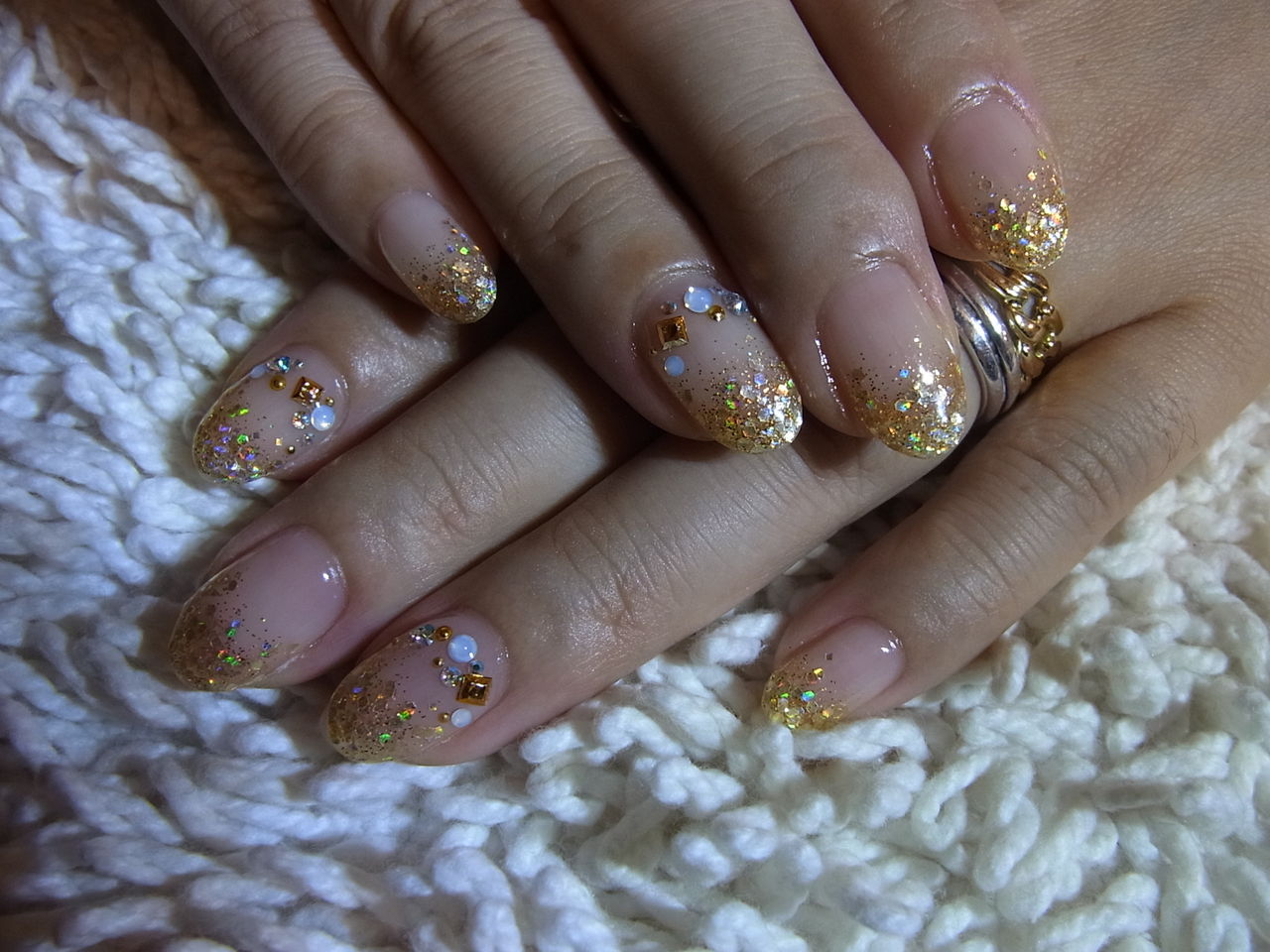 ネイルサロン モア 三軒茶屋駅から徒歩1分 Cool