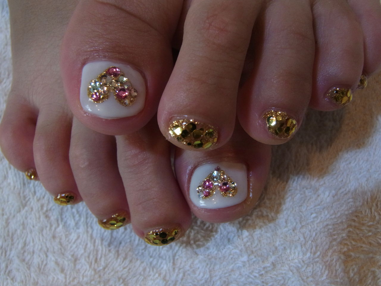 ジェルネイルキャンペーン ハートフットネイル ネイルサロン モア 三軒茶屋駅から徒歩1分