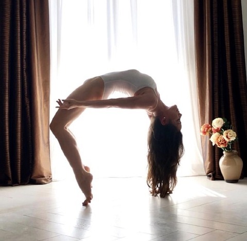 sexy_yoga_8687-083s