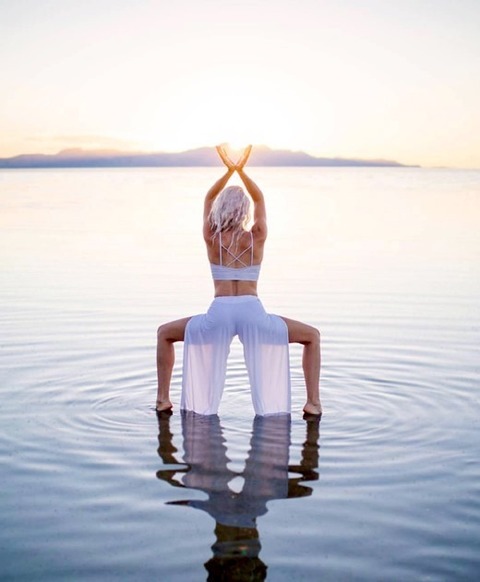 sexy_yoga_8687-029s