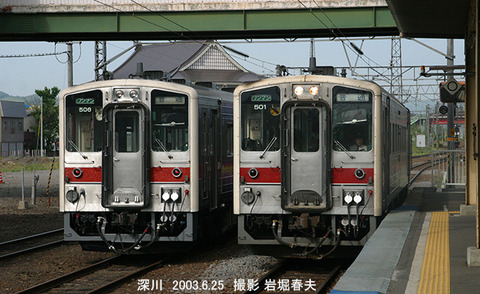e62453b3-s.jpg