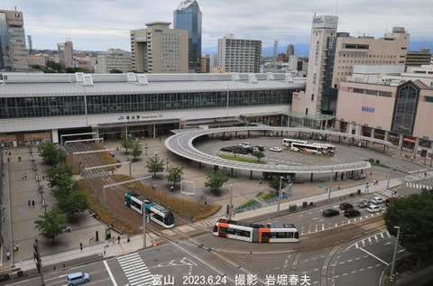 地鉄ec 、富山w6812