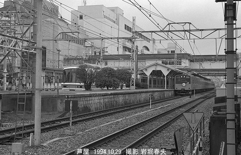 9423621　芦屋駅構内