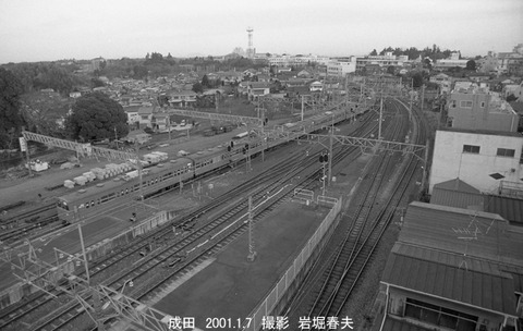 0100724 成田駅構内