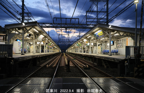 夕暮れのホーム 、武庫川v9623