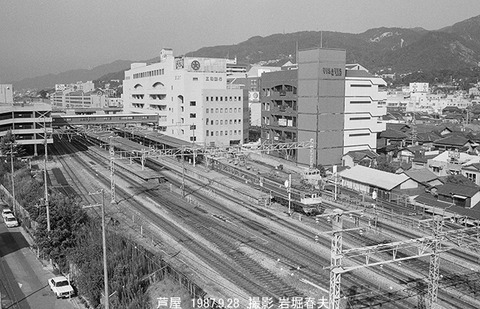 8707210　芦屋駅構内